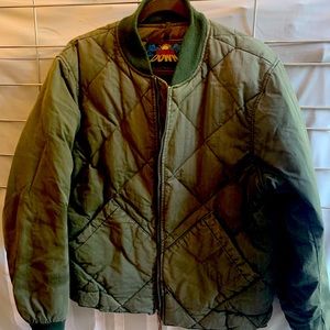 Eddie Bauer premium goose down bomber style jacket. Men’s size L in olive green